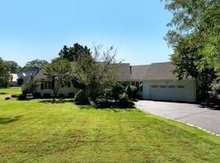 167 Stanie Brae Dr, Watchung, NJ 07069