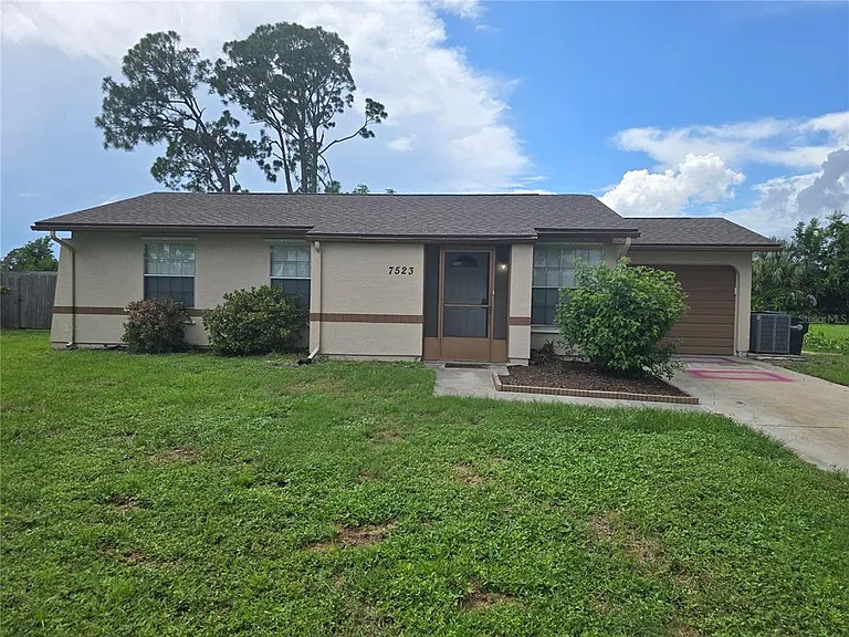 7523 Mayland St — Photo 1