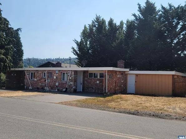 127-129 W Hemlock St, Sequim, WA 98382