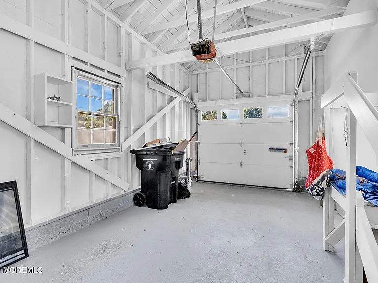 67 Victoria Pl — Photo 13