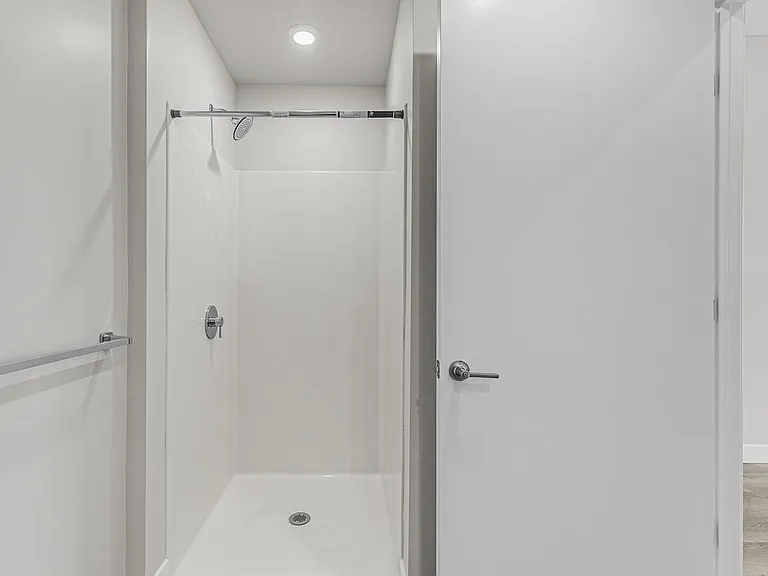 825 Coronado-Building — Photo 78