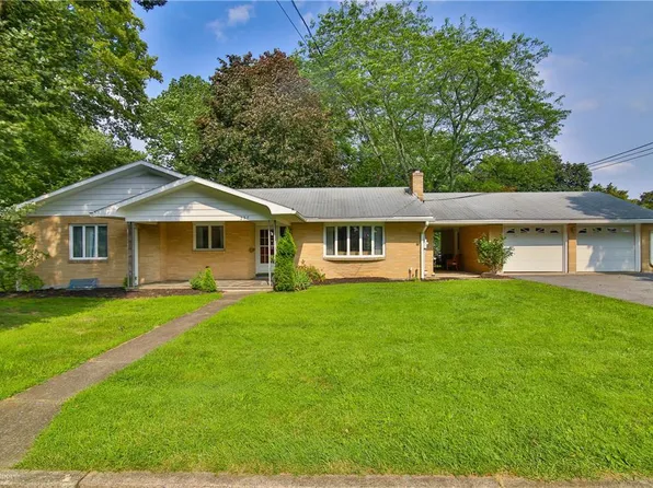 237 S 9th St, Bangor, PA 18013