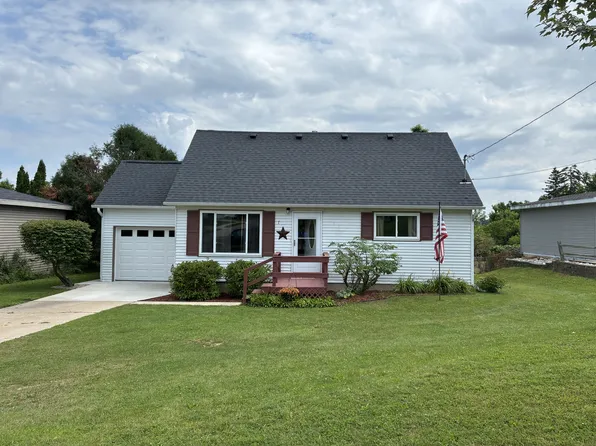 (undisclosed Address), Petoskey, MI 49770