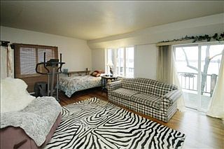 5th image of 3301 W Shore Dr