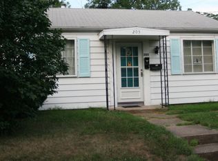 205 Saint Clair Dr, Marquette Heights, IL 61554