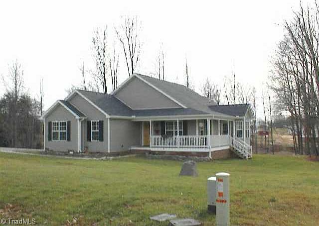 1st image of 2902 Mitchellwood Dr