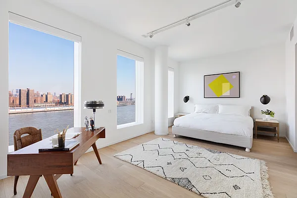 Sold by Compass | media 5