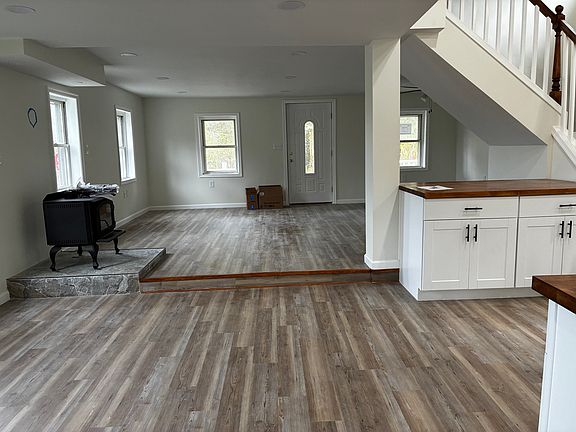 5th image of 84 Middleburg Rd