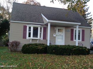 2616 2nd Ave, Schenectady, NY 12303