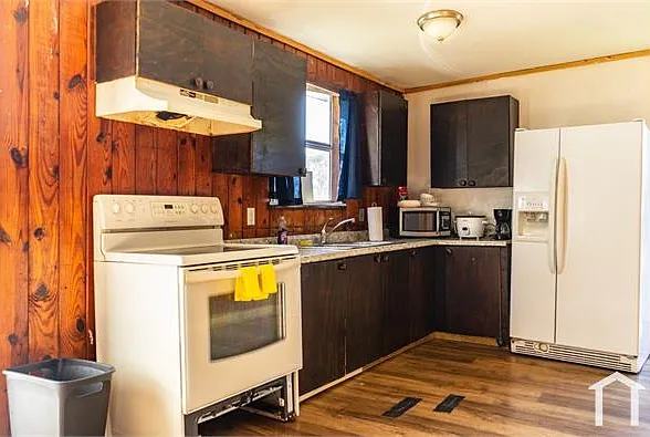3321 Handy Ct — Photo 5