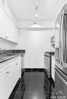 Rented by Mirador Real Estate | media 1