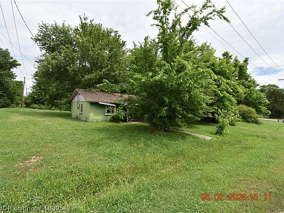 3rd image of 5 & 6 S McConnel St