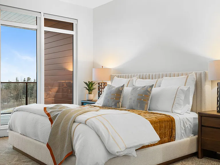 Primary Bedroom 
Unit: 509/609