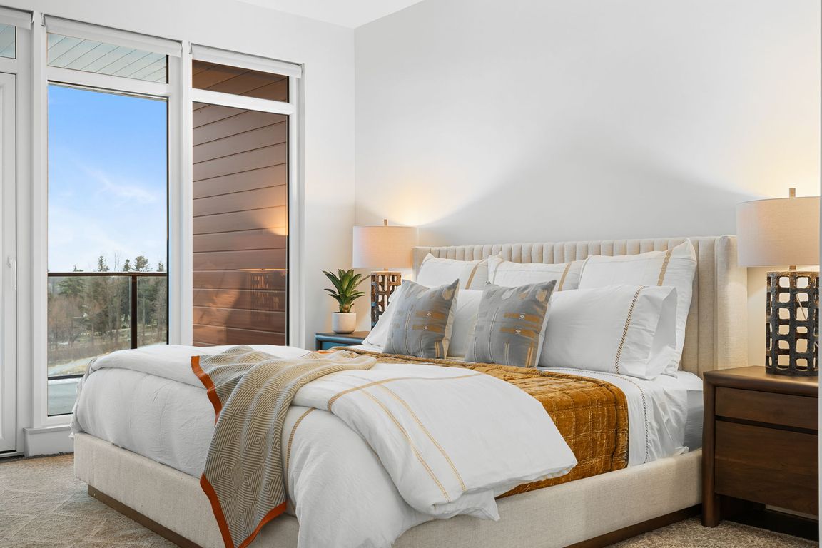 Primary Bedroom 
Unit: 509/609