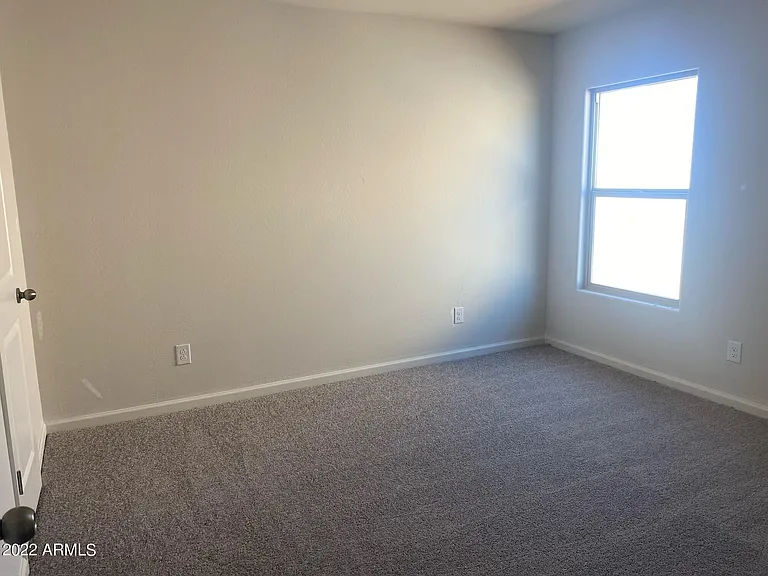 2052 E Velvet Pl — Photo 9