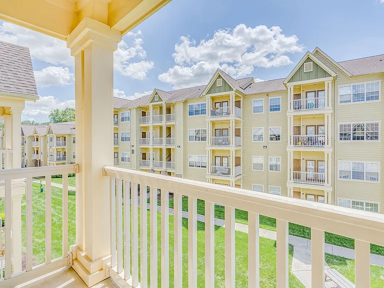 Vintage Retreat Apartments — Photo 23