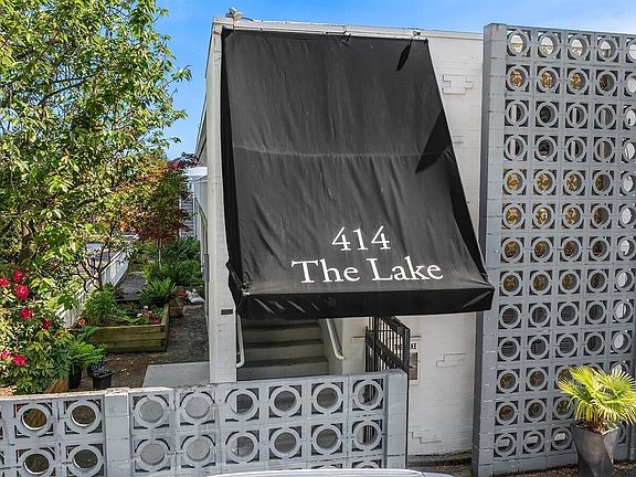 4th image of 414 Lakeside Avenue S #13