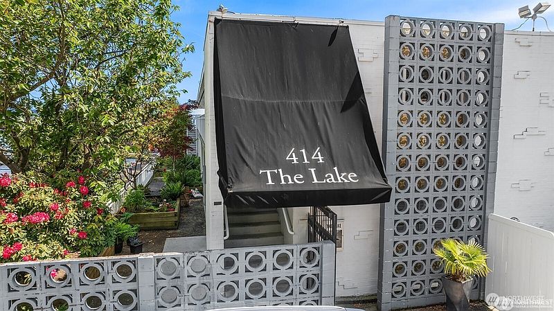 4th image of 414 Lakeside Avenue S #13