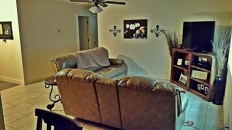 1st image of 813 N 30th St