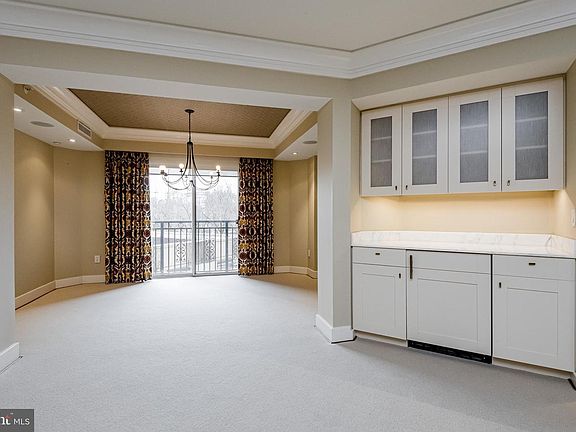 5th image of 5 Park Pl APT 111