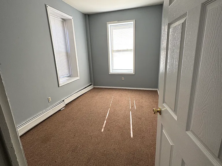 208 Main St #3H — Photo 9