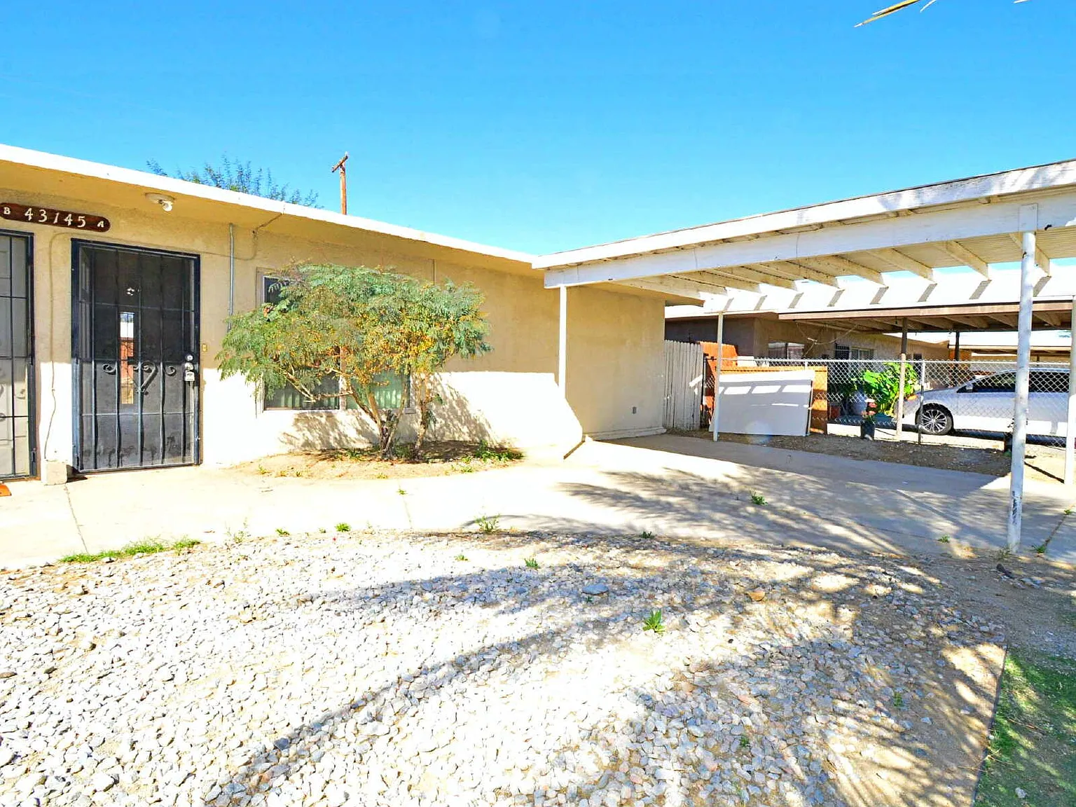 2 bed, 1.0 bath, 1000 sqft, $1,795 — Photo 2