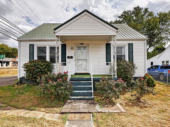 2nd image of 1801 Scribner Ave
