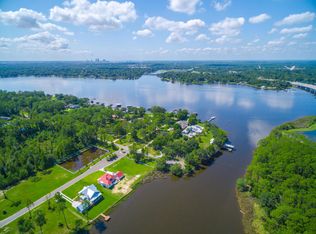 8270 River Edge Pl, Jacksonville, FL 32218