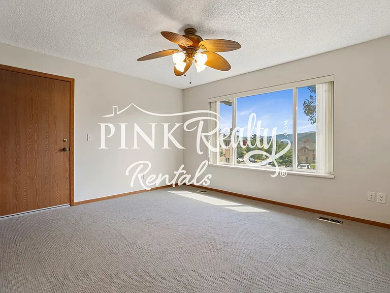 380 Paradise Cir #B6 — Photo 13