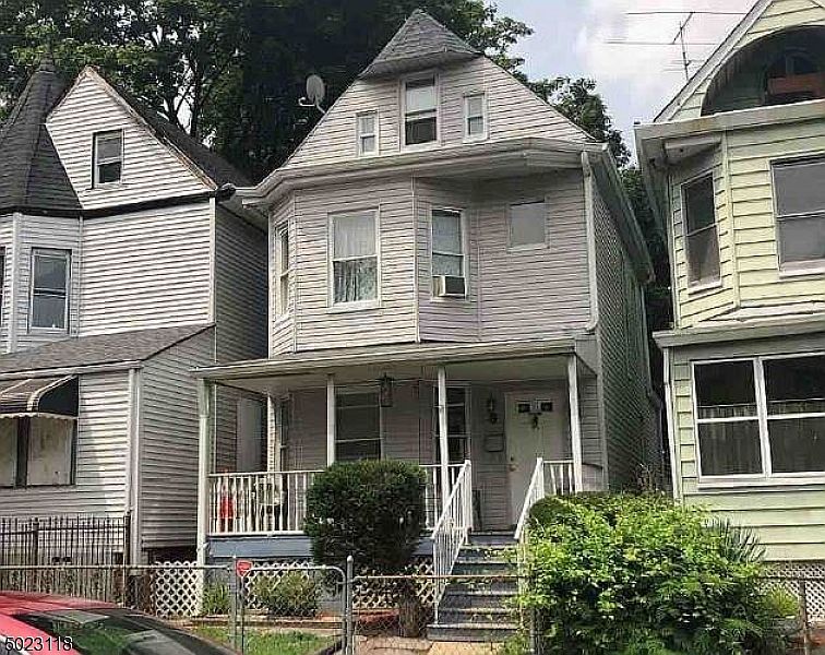 1st image of 93 N 16th St