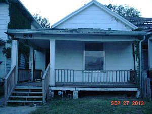 1st image of 814 S 15th St