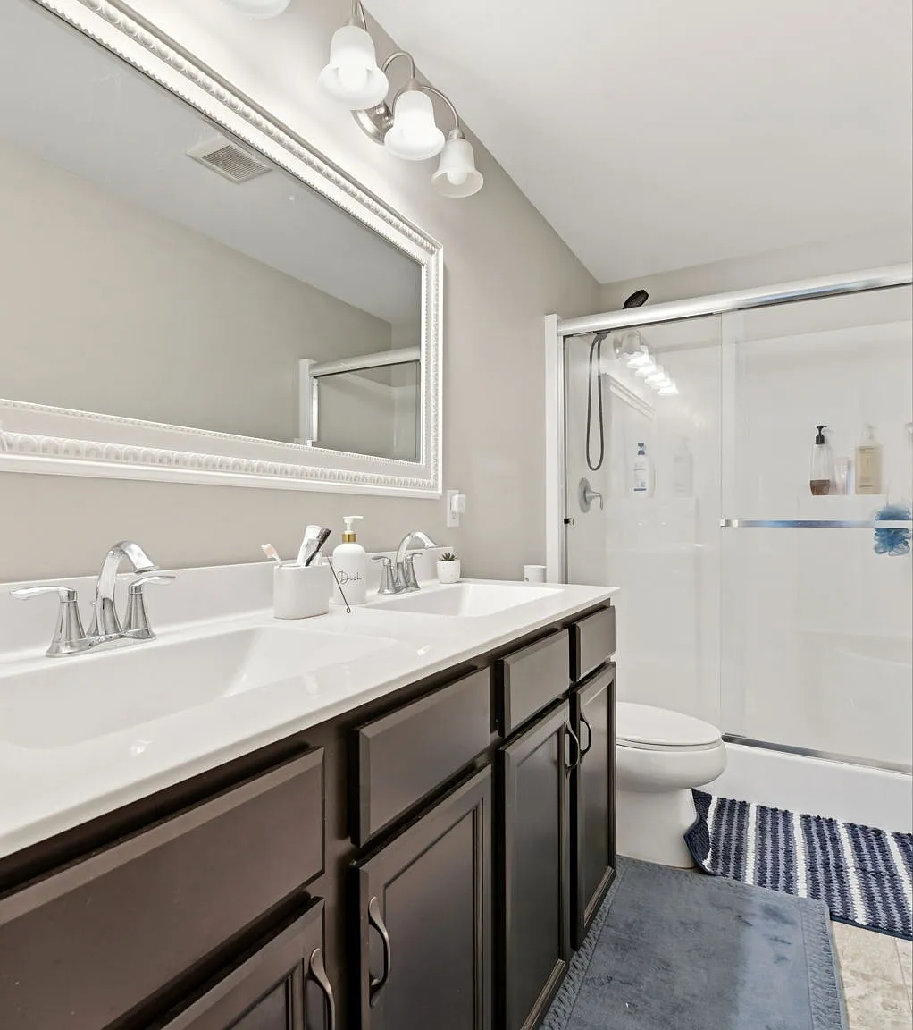 4 bed, 1756 sqft, $2,600 — Photo 3