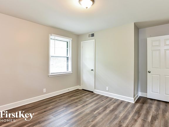 5th image of 3104 Cloverwood Dr
