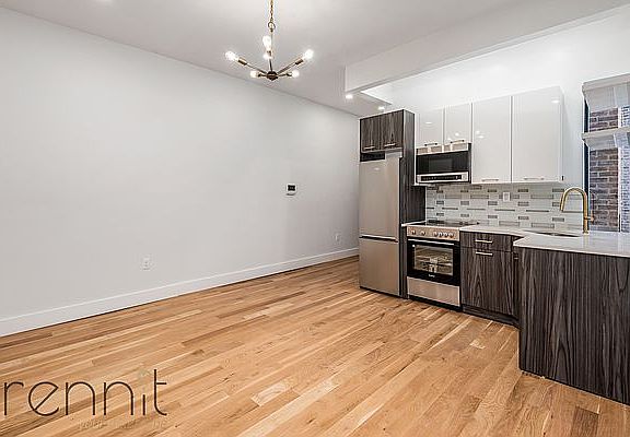 2nd image of 352 S 1st St APT 2B
