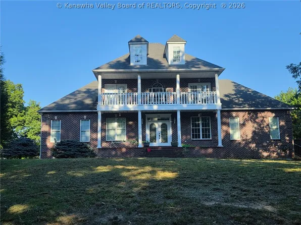 160 Condor Ln, Scott Depot, WV 25560