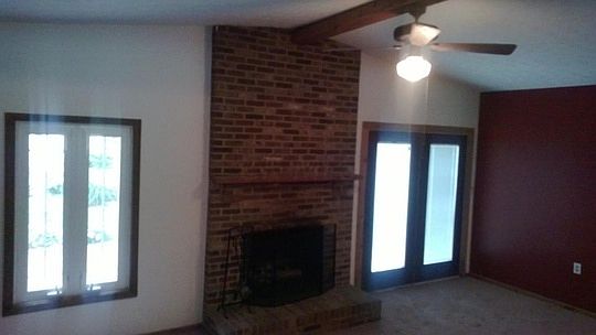4th image of 6543 Helm Ave