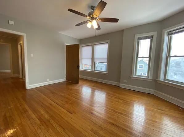 1064 W Cornelia Ave #2, Chicago, IL 60657