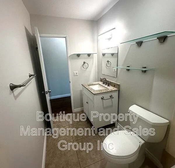660 S Glassell St #88 — Photo 10