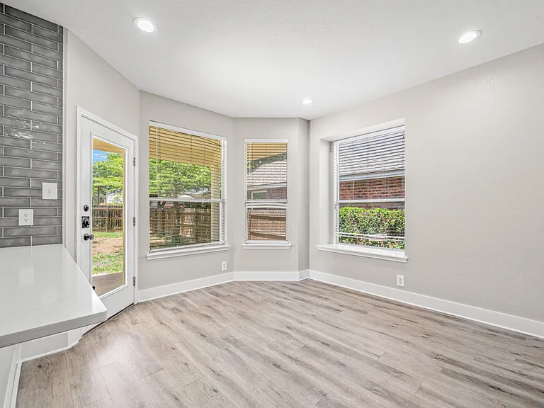 8815 Imperial Cross — Photo 13