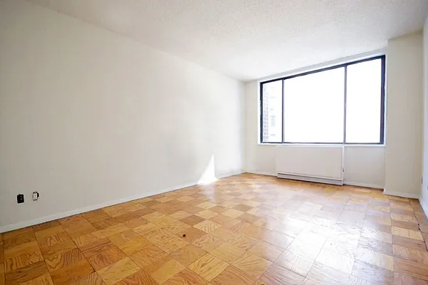 Rented by Bold New York | media 3