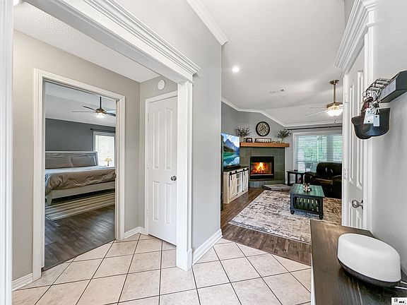 4th image of 205 Winchester Dr