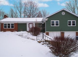 1115 Belleview Dr, Erie, PA 16504