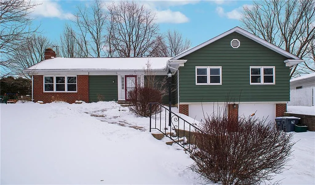 1115 Belleview Dr photo 1