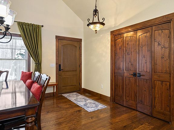 3rd image of 2620 Peregrine Dr