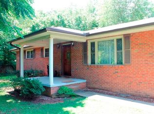 71 C Ln, Hendersonville, NC 28791