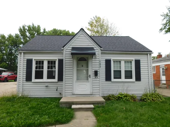21617 Saint Gertrude St, Saint Clair Shores, MI 48081