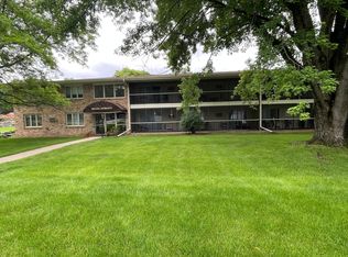 5725 Blake Rd S APT 203, Edina, MN 55436