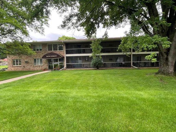 5725 Blake Rd S APT 203, Edina, MN 55436