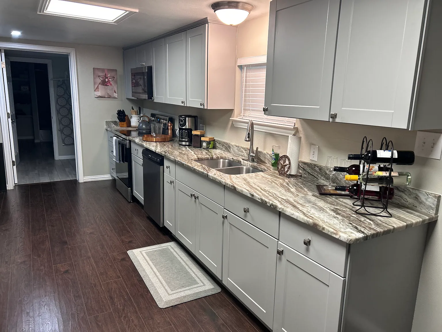 3 bed, 2163 sqft, $3,000 — Photo 4