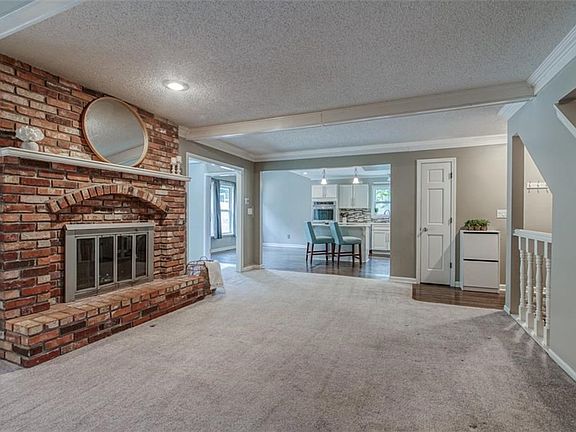 4th image of 11512 Rosehill Rd